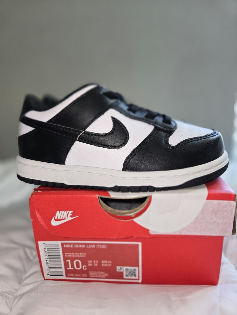 Nike Kids Toddler 10C Panda Black and White Low-Top Sneakers With Box